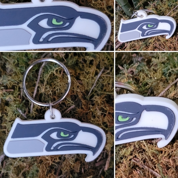 Seattle Seahawks 2" Keychain, NFL Rubber Seahawks Logo - Picture 1 of 5